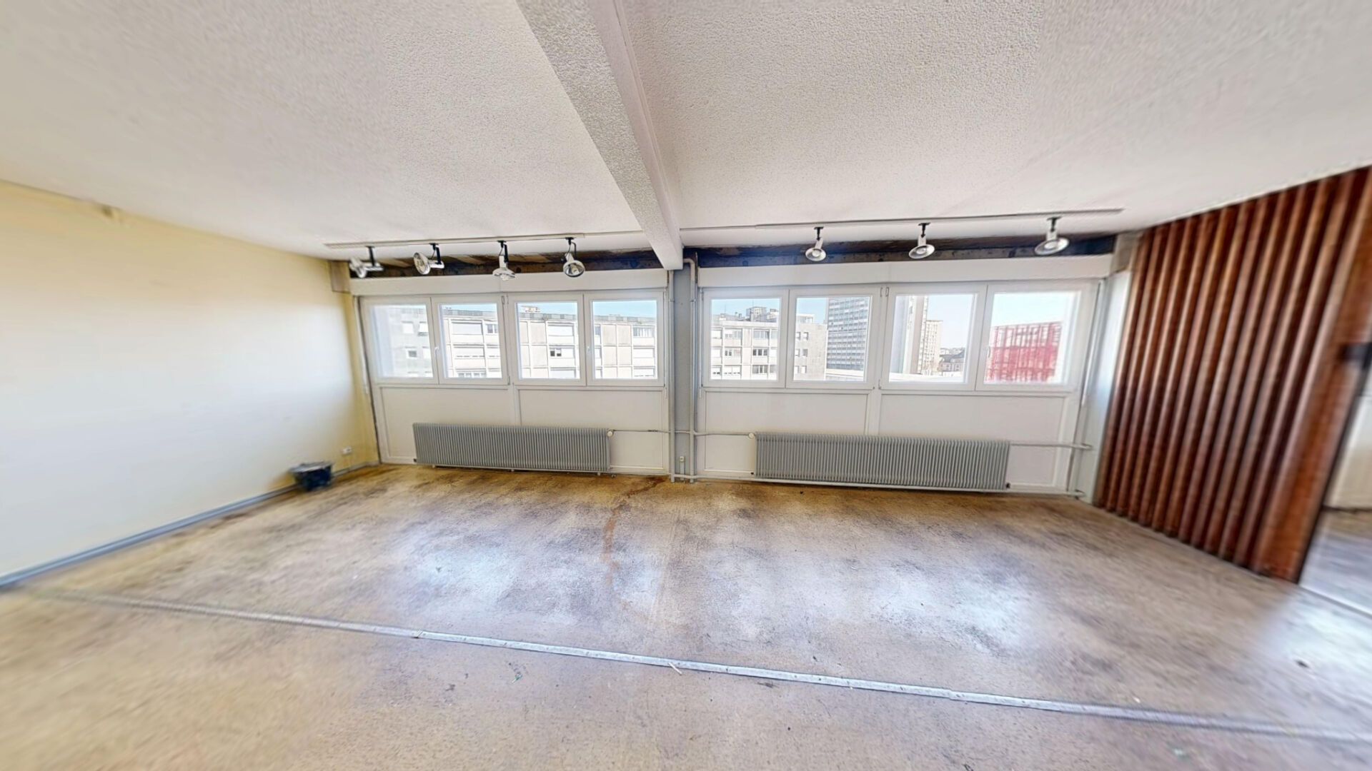 Photo À LOUER : Plateau professionnel à Mulhouse. Emplacement stratégique avec parking & prix attractif ! image 5/6