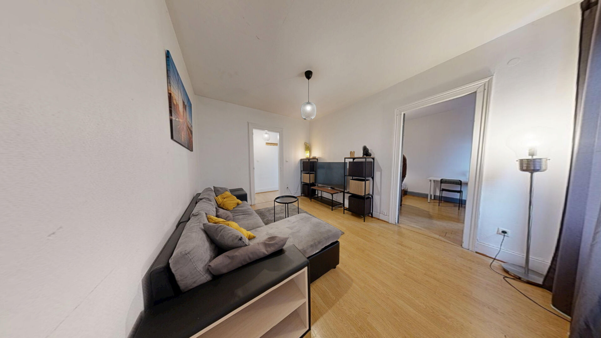 Photo À louer : proche centre-ville F3 meublé à Mulhouse image 3/6