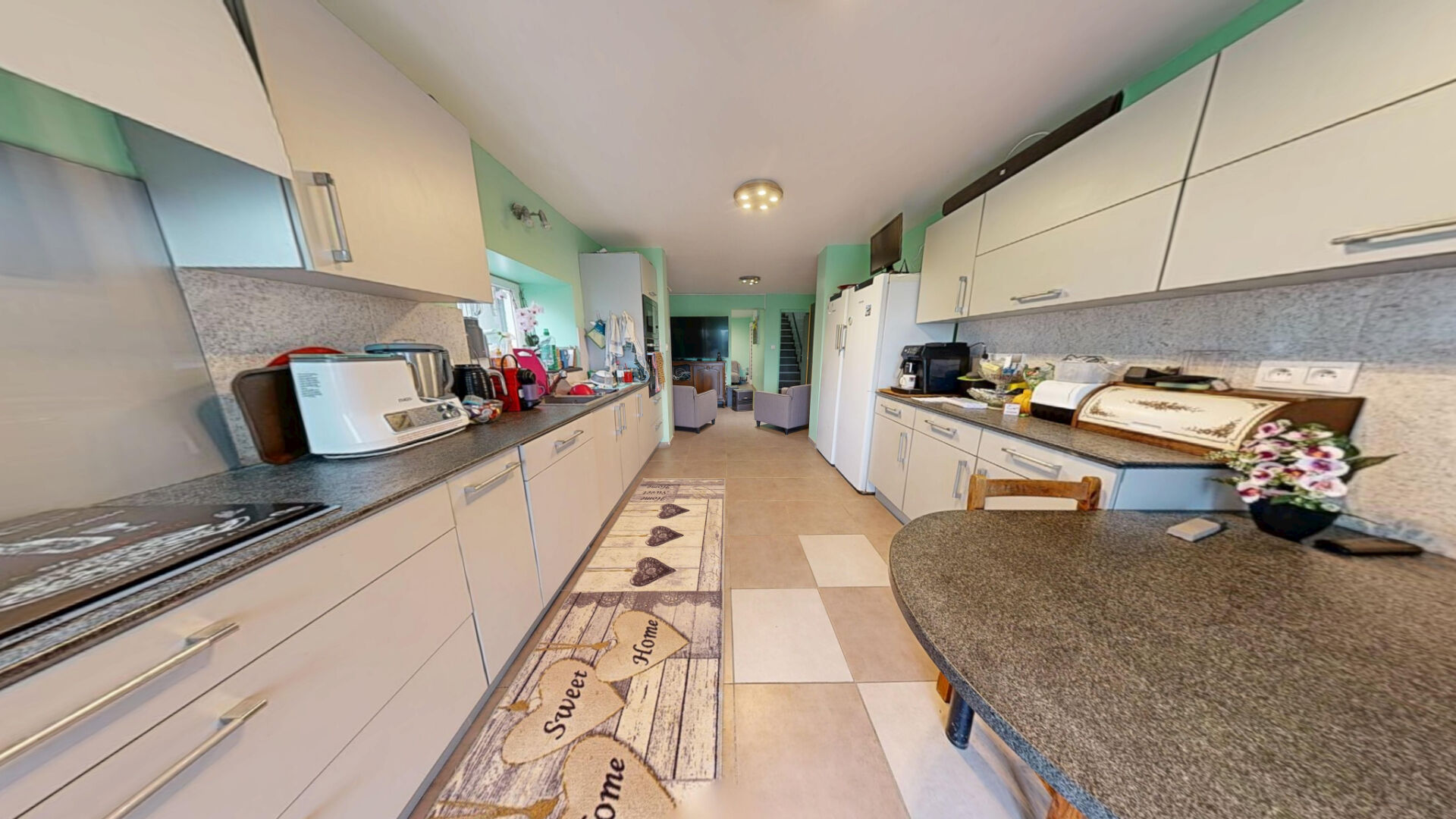 Photo À louer : Maison spacieuse de 4 pièces sur les hauteurs de Brunstatt Didenheim., avec  balcon, terrasse et jardin. image 4/6