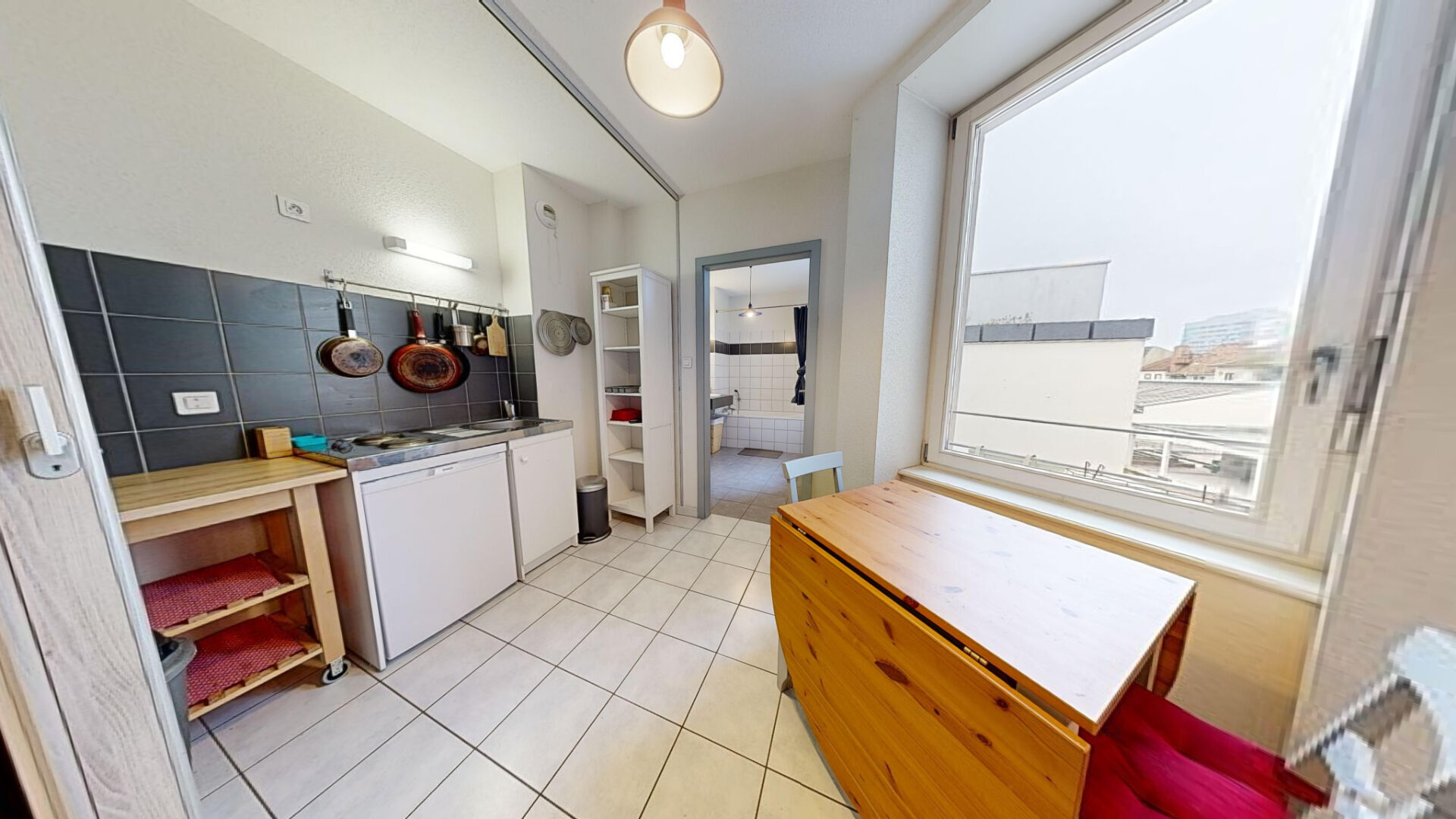 Photo EXCLUSIVITÉ ? Appartement meublé 28 m² ? Avenue de Colmar, côté cour (Mulhouse) image 1/5