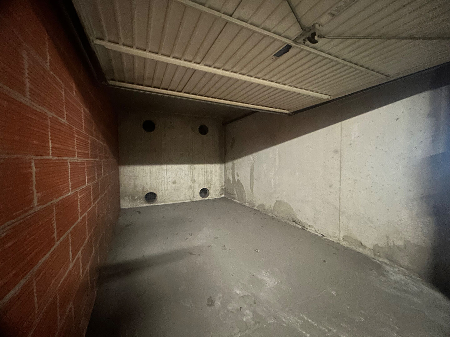 Photo ParParking à vendre à Avignon image 2/3