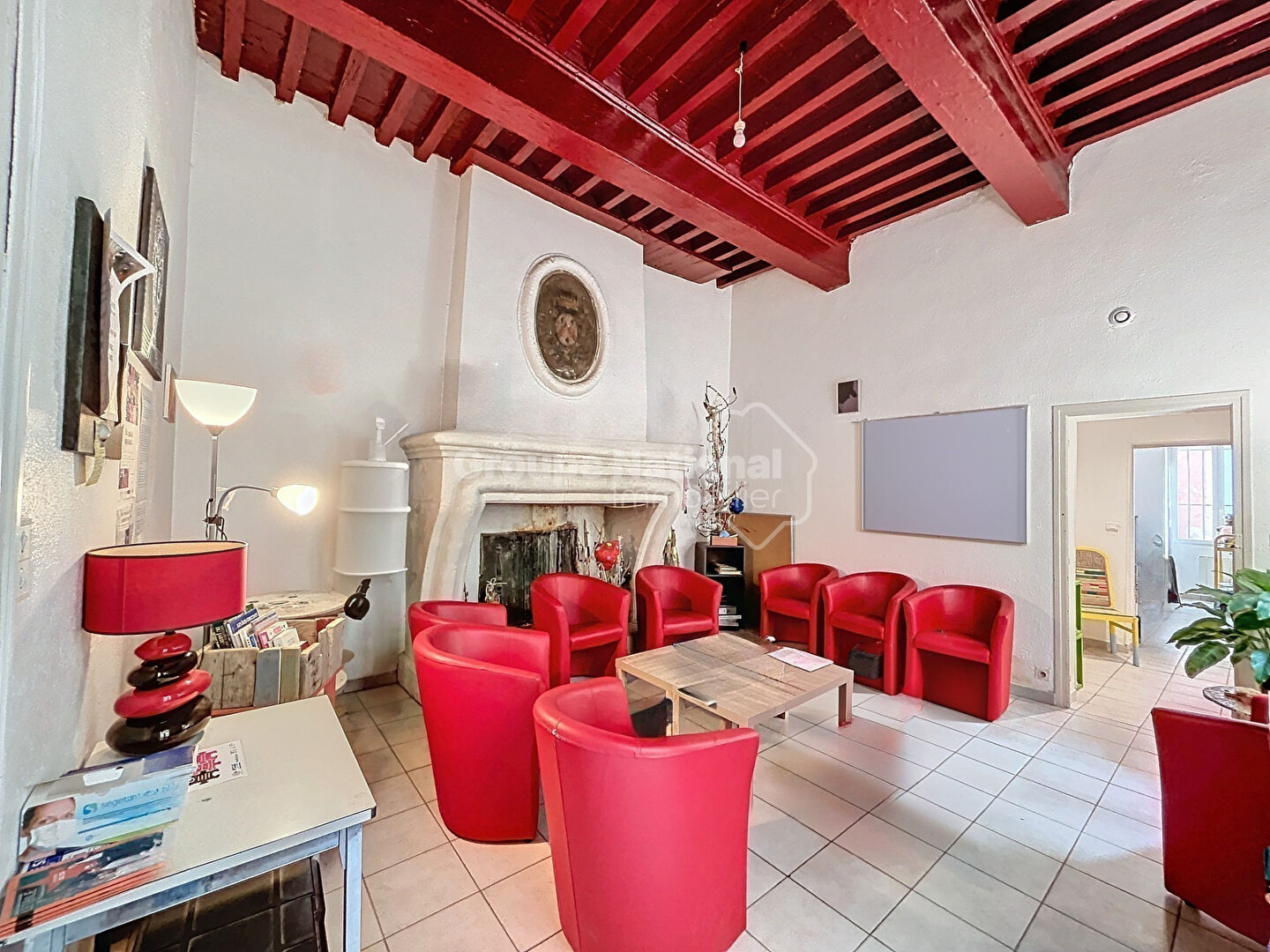 Immeuble  23 pièce(s) 361 m2