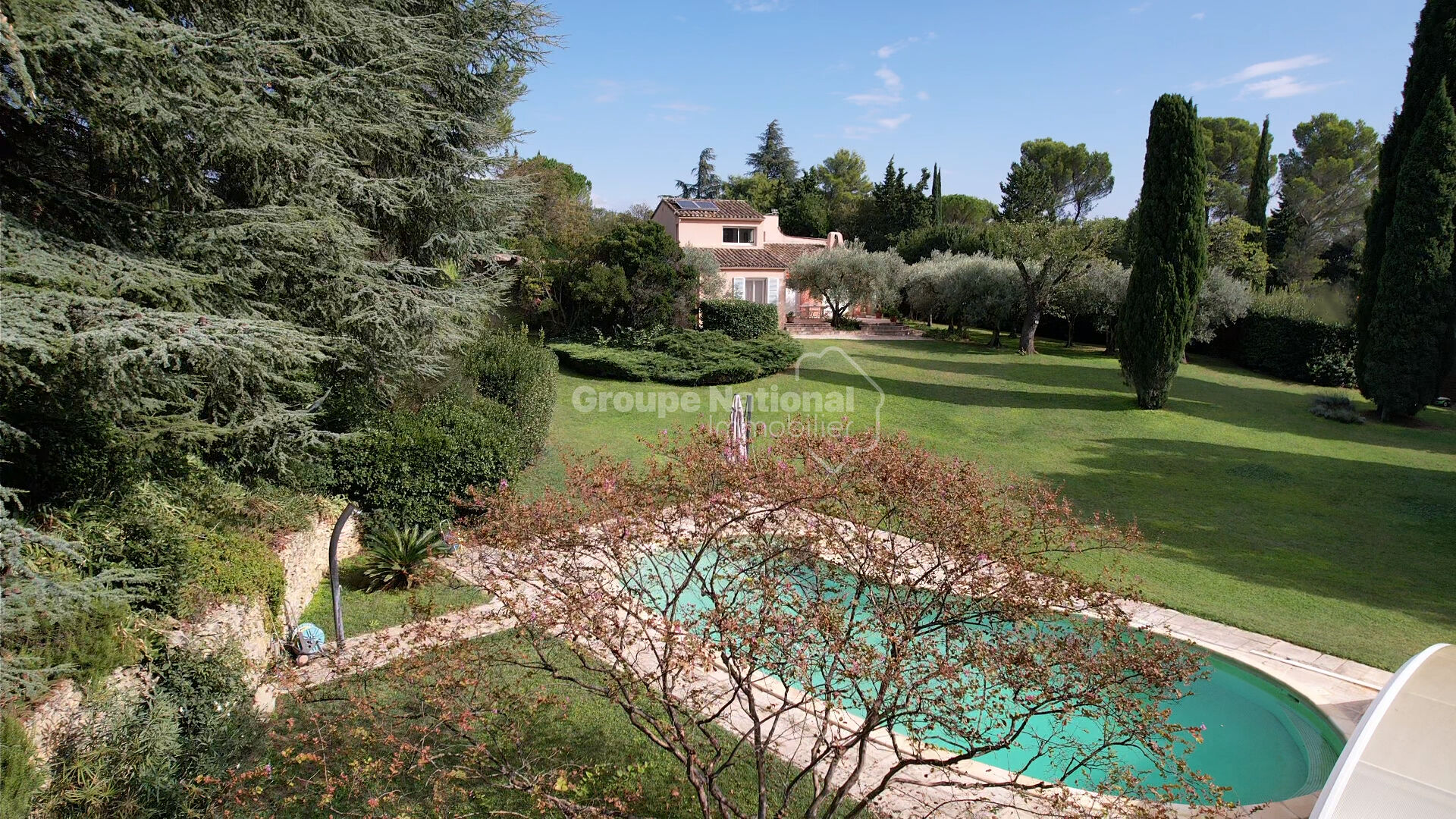 Maison Orange centre 8 pièce(s) 180 m2, 4 chambres, piscine, 4030 m² de terrain