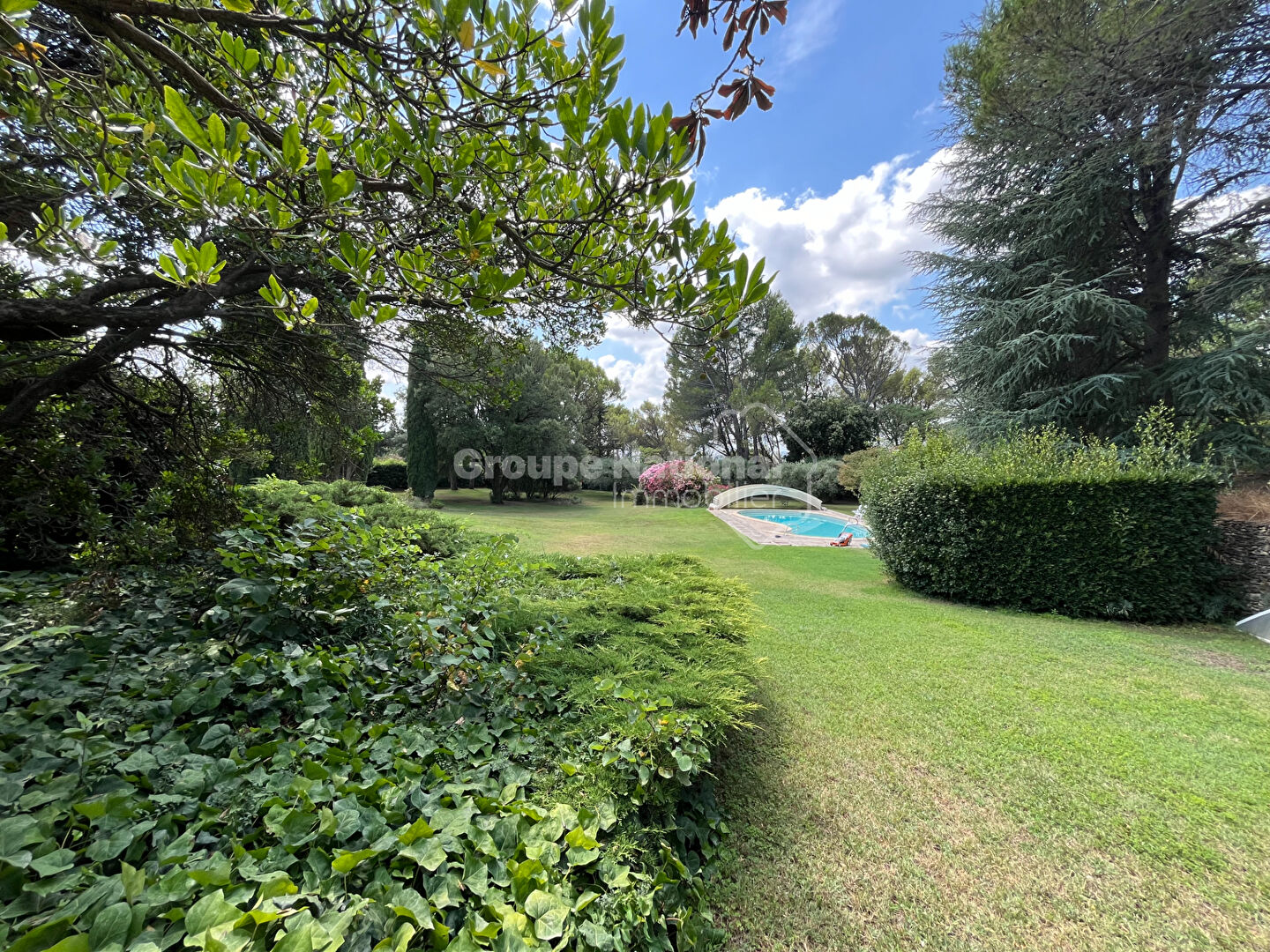 Photo Maison Orange centre 8 pièce(s) 180 m2, 4 chambres, piscine, 4030 m² de terrain image 3/6