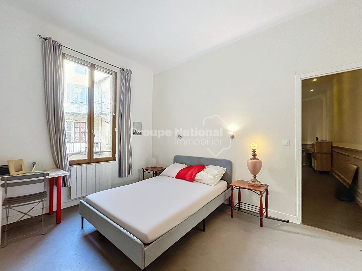 Photo Appartement  3 pièce(s), 86 m2,  2 chambres SDB cour de 5 m2 image 5/6