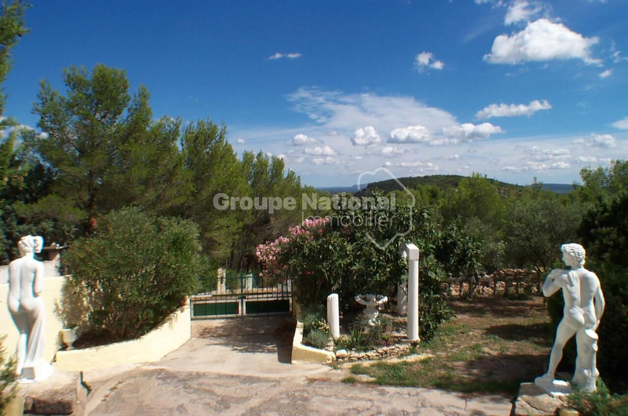 Photo Maison d'architecte  12 pièce(s) 272 m2 image 3/6