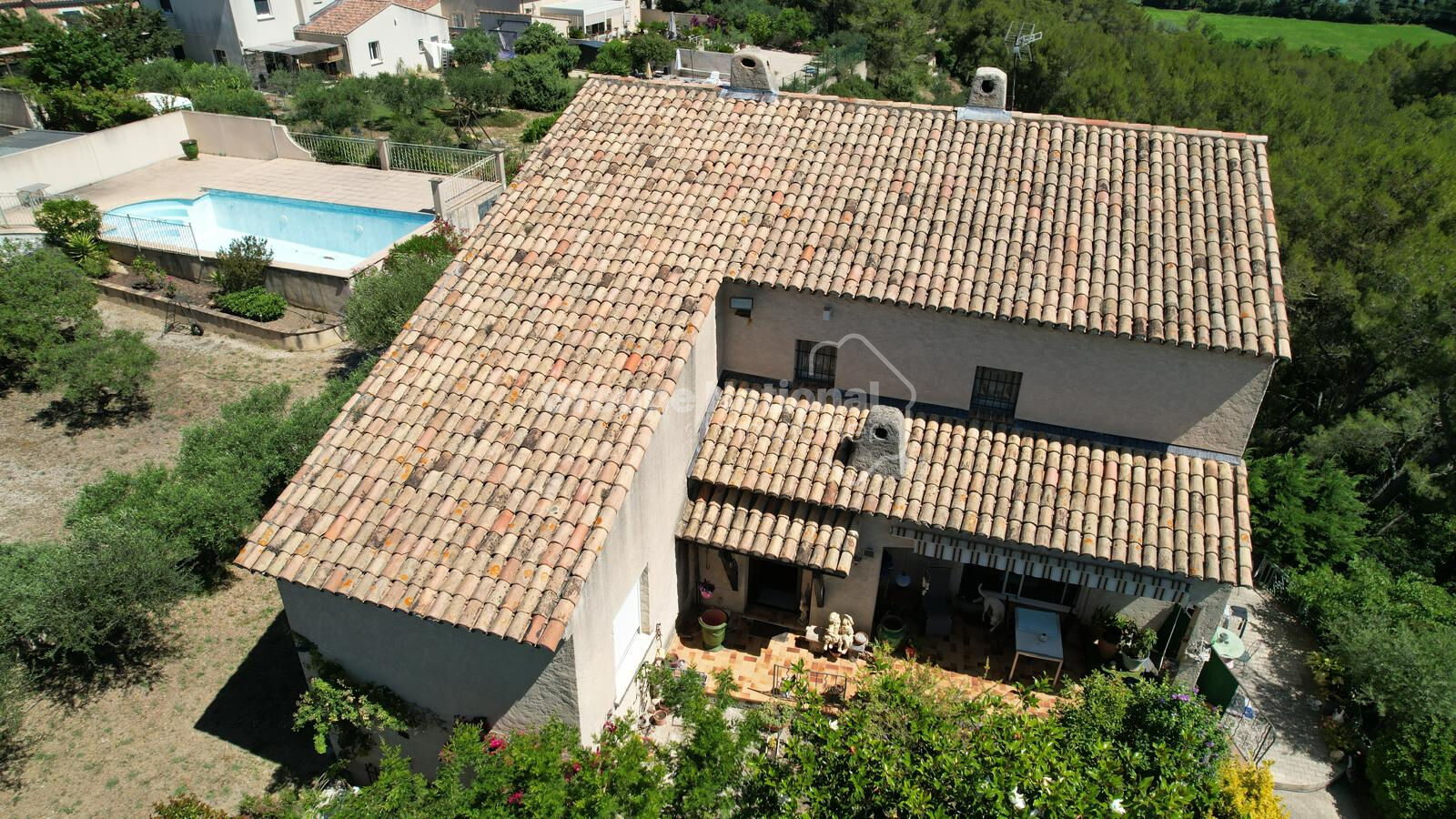 Maison Beaucaire 9 pièce(s) 265 m2