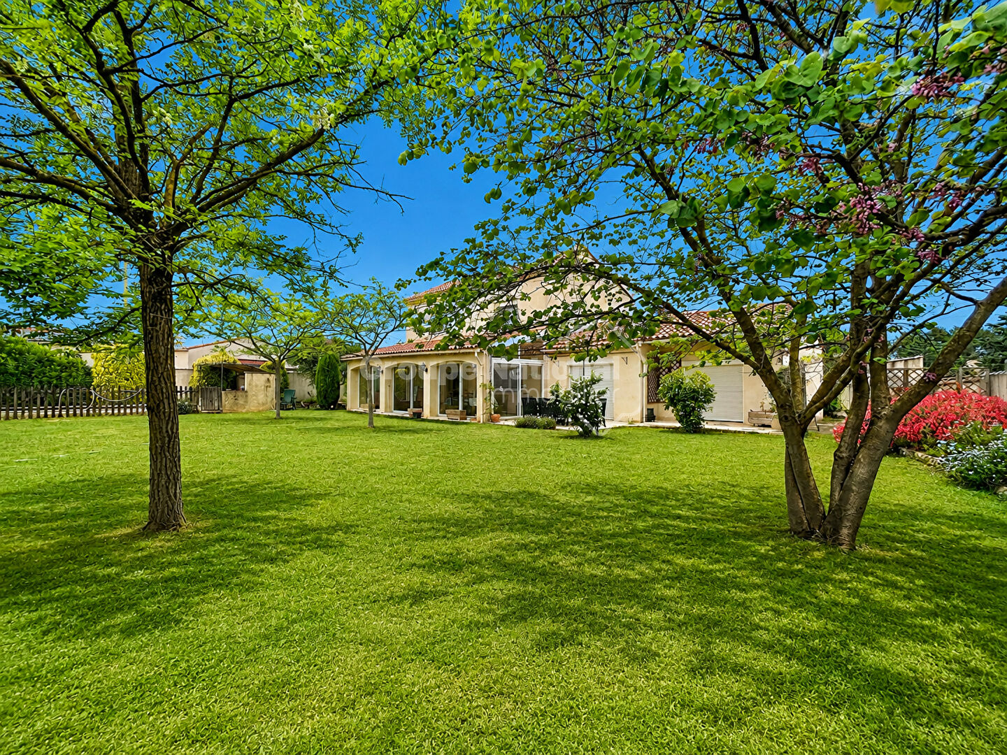 Maison 277m² — Beaucaire