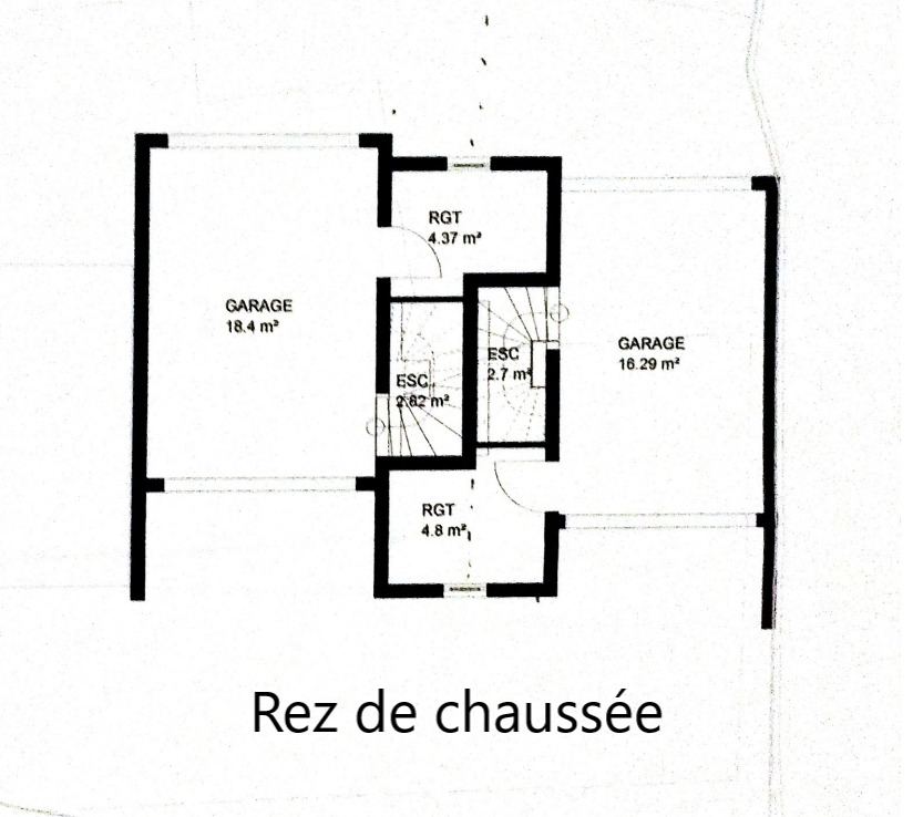 Photo Deux maisons jumelées à terminer image 2/4