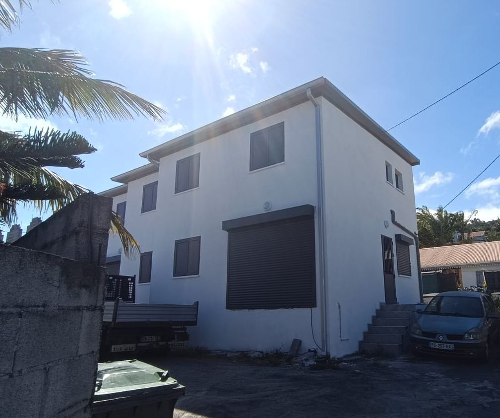 Photo MAISON F4 JUMELEE / PROCHE DU LECLERC ZAC LES TERRASS image 1/2