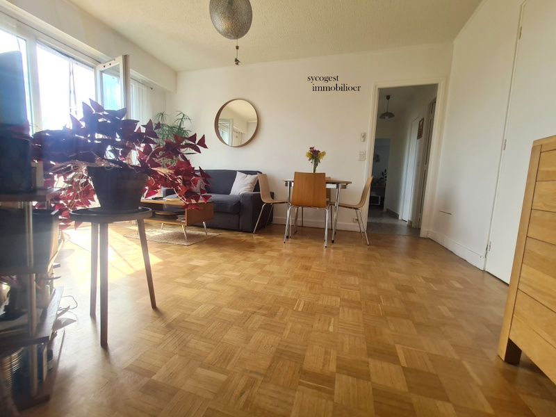 Appartement Noisy Le Sec 3 pièce(s) 61 m2