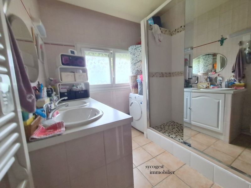 Photo Appartement Bondy 3 pièce(s) 74 m2 image 5/6