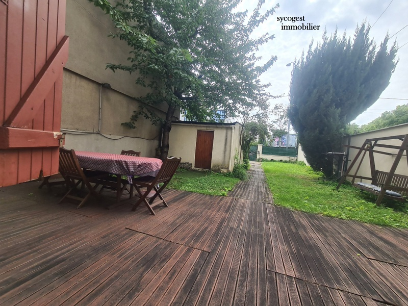 Photo Maison Noisy Le Sec 5 pièces de  103 m2 image 2/6