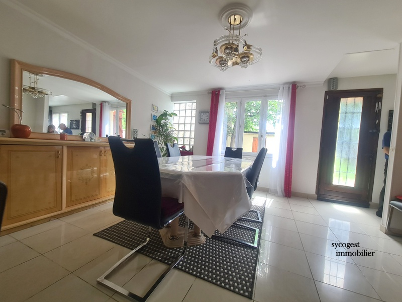 Photo Maison Noisy Le Sec 5 pièces de  103 m2 image 3/6