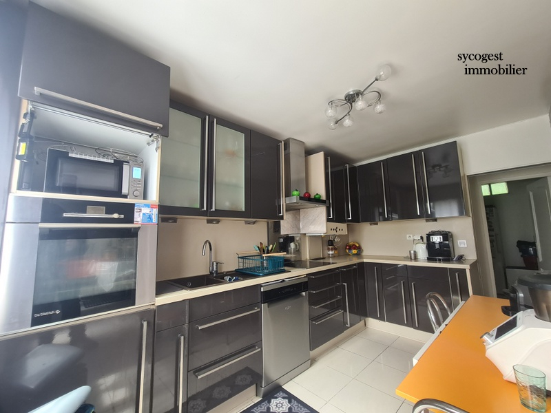 Maison Noisy Le Sec 5 pièces de  103 m2