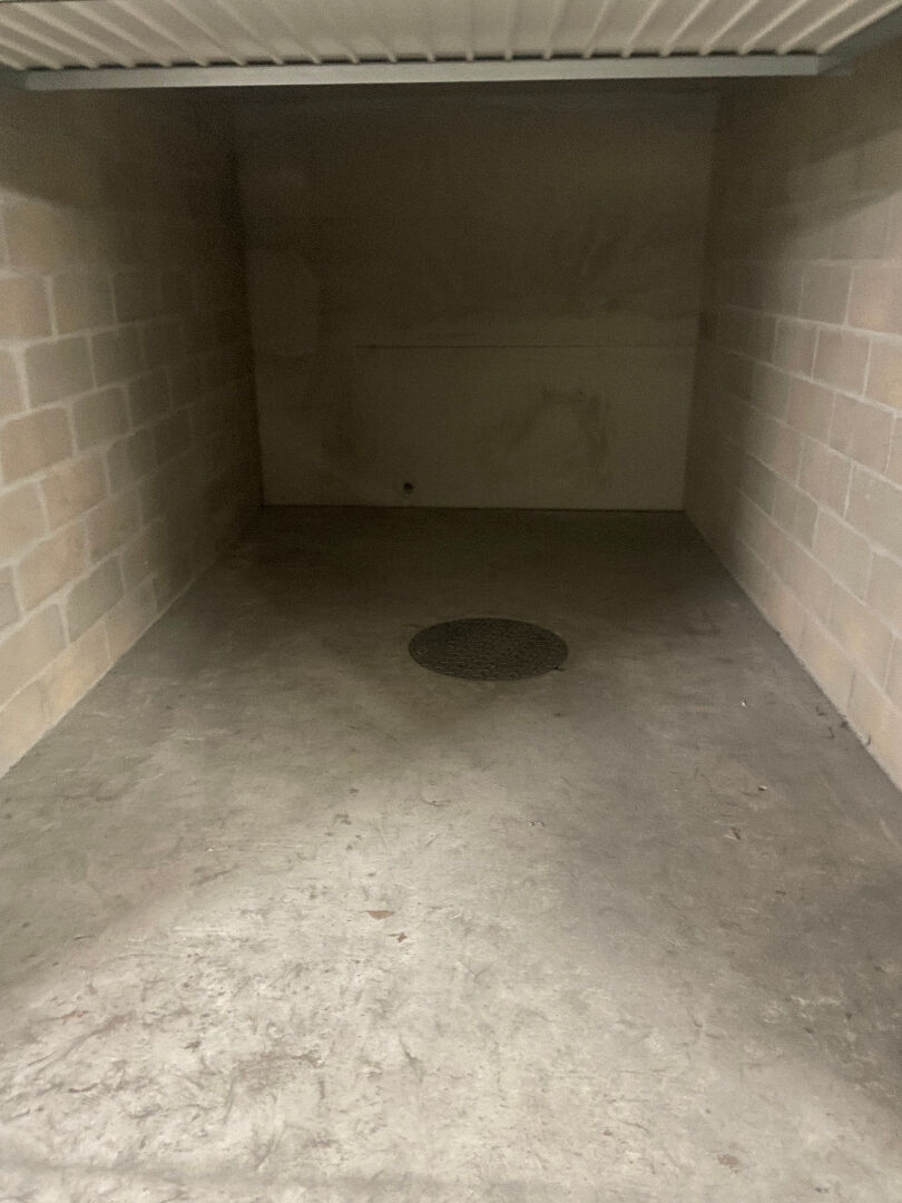 Photo Garage en sous-sol Etrechy image 4/4