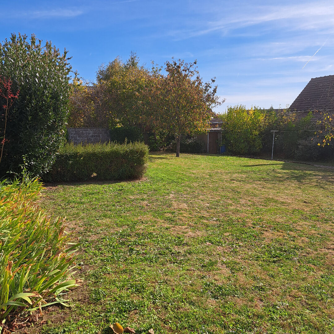 Photo Maison Ollainville 6 pièce(s) 108 m2 image 4/6