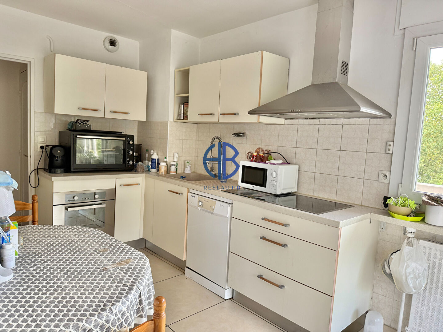 Photo Appartement 3 chambres + garage + balcon + cave image 3/6