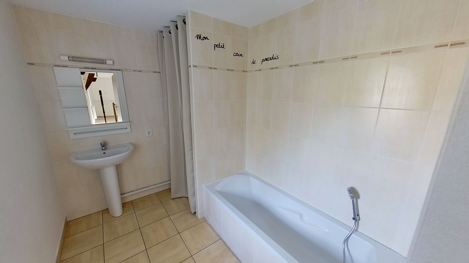 Photo Bel appartement  au calme image 6/6