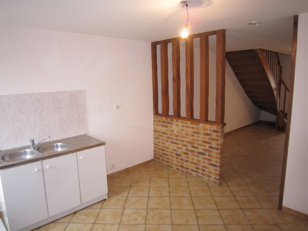 Maison à vendre à Acy-en-Multien (60620) - 3 chambres, bureau, buanderie, séjour lumineux avec poêle à pellets.