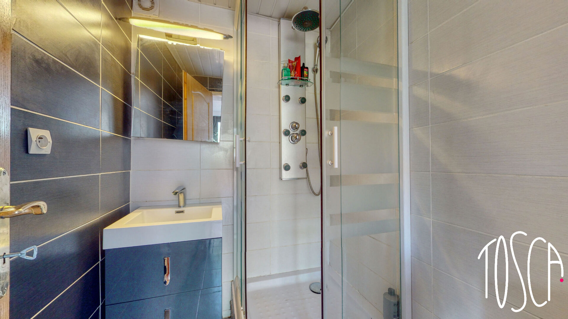 Photo THIAIS - MAISON - 7 PIÈCES - 4 CHAMBRES - CENTRE-VILLE - TERRASSE - JARDIN image 6/6