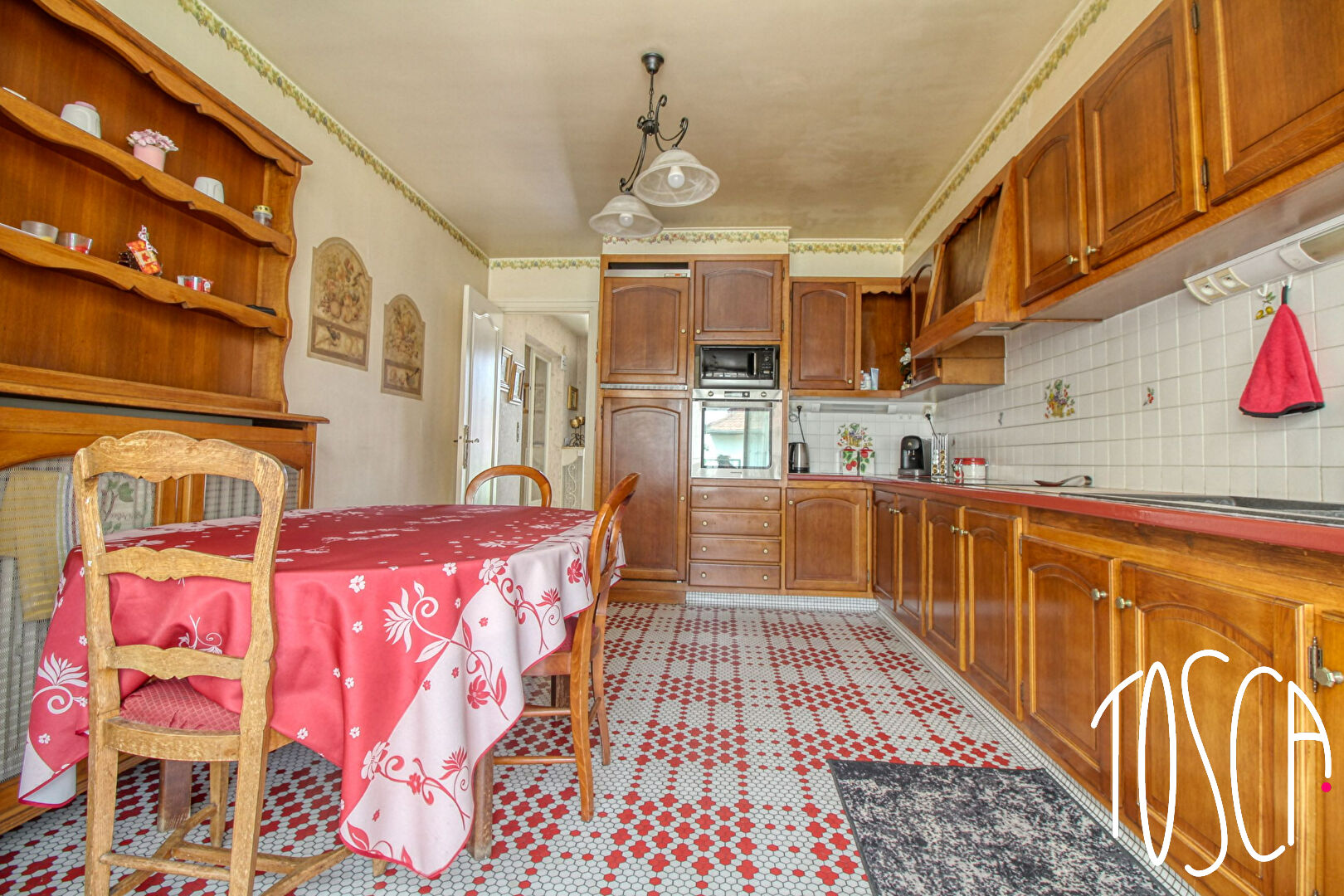 Photo CHEVILLY LARUE - QUARTIER BRETAGNE - PARCELLE DE 371 M² - MAISON 218M² HABITABLES - 6 CHB - SOUS SOL TOTAL - GARAGE - DEPENDANCE - T7 - FUTUR METRO image 5/6