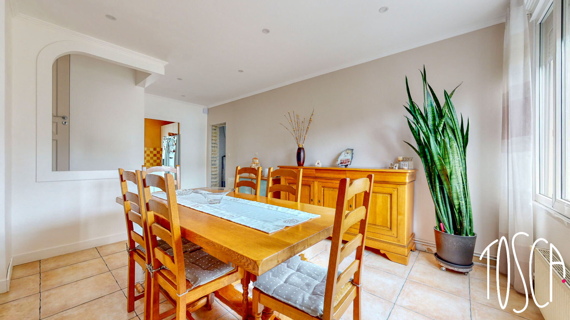 Photo THIAIS - MAISON - 4/5 PIECES - 118 M² - GARAGE - JARDIN - TERRASSE image 4/6