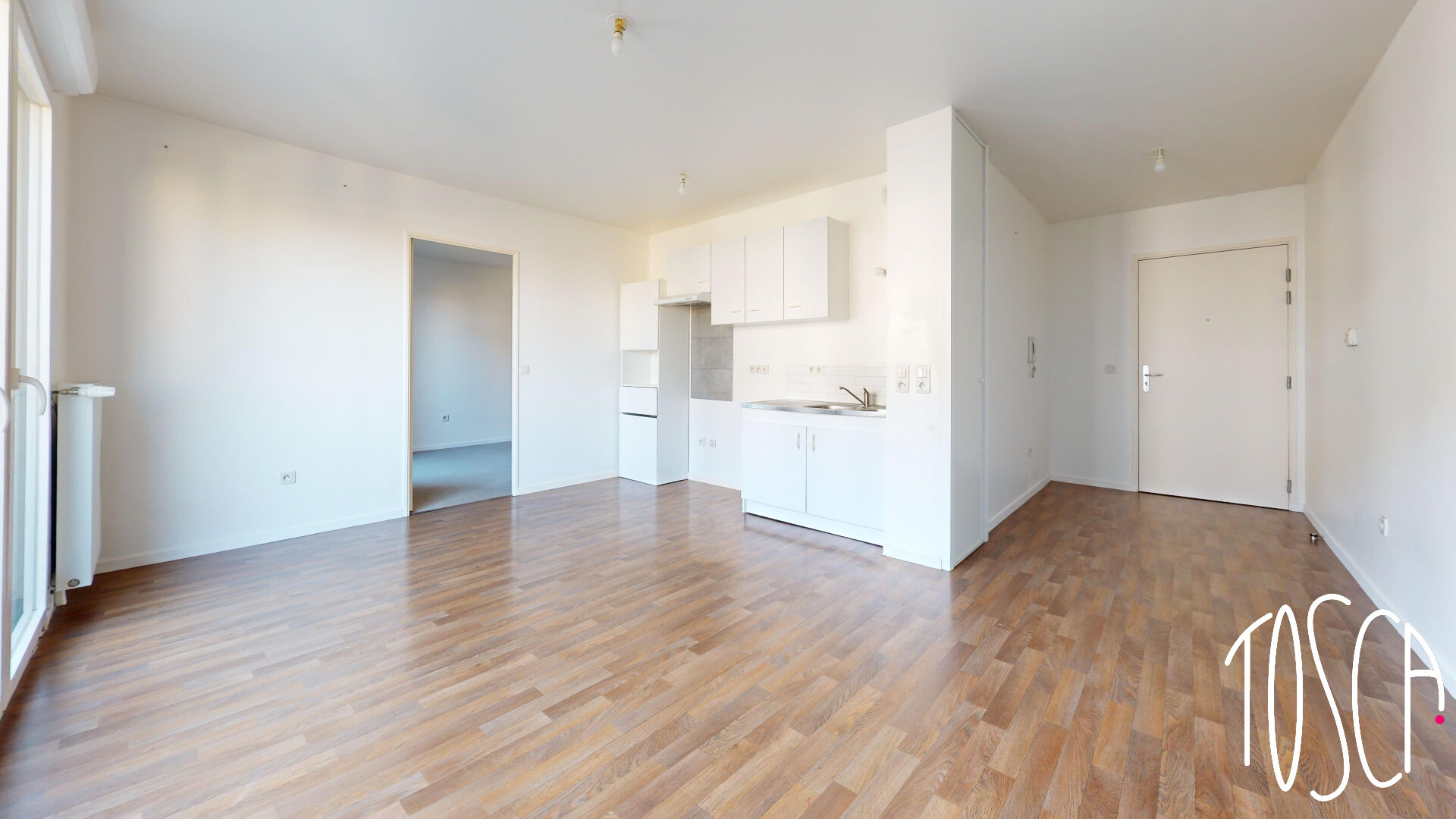 EXCLUSIVITE CORBEIL-ESSONNES – APPARTEMENT 2 PIECES 45M² – PARKING – PROCHE TRANSPORTS - Gallery 1