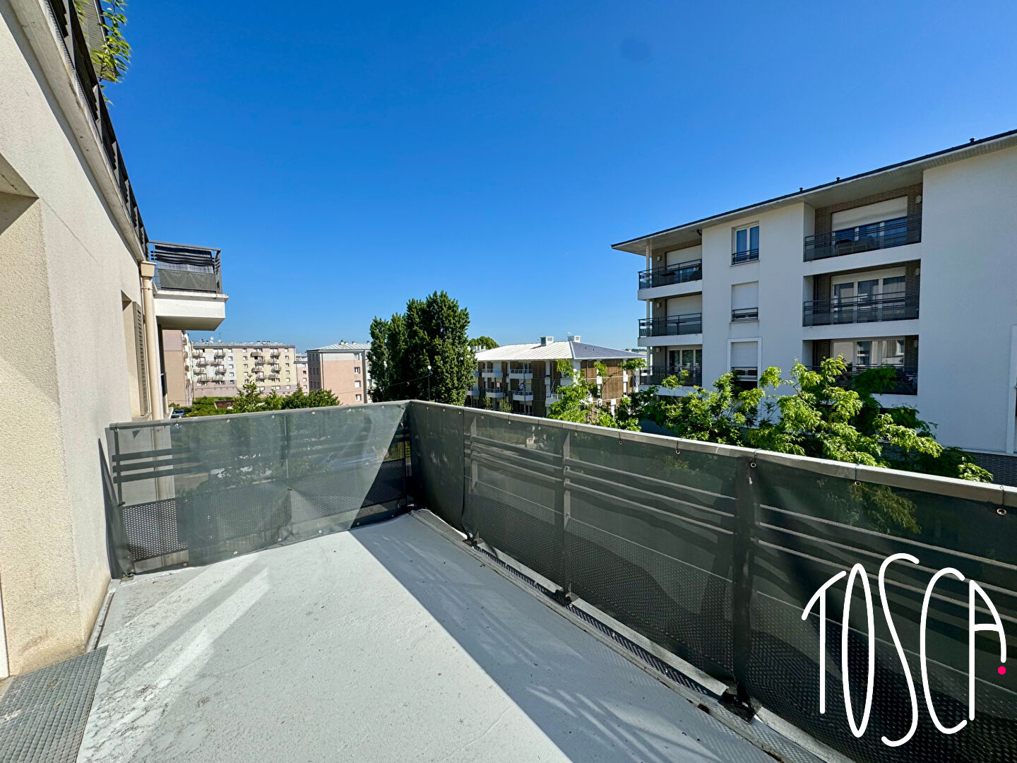 EXCLUSIVITE CORBEIL-ESSONNES – APPARTEMENT 2 PIECES 45M² – PARKING – PROCHE TRANSPORTS - Gallery 3