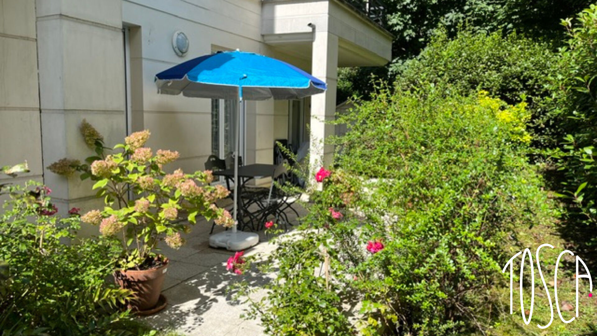 EXCLUSIVITE – THIAIS – CENTRE VILLE – APPARTEMENT AVEC TERRASSE/JARDIN + 2 PLACES DE PARKING - Gallery 1