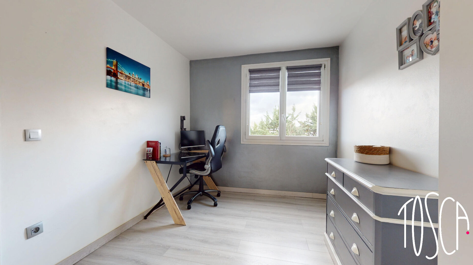 property-gallery-image