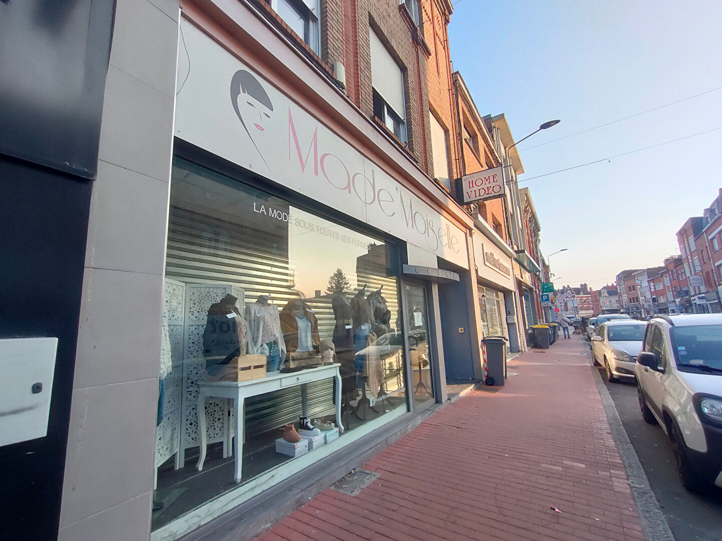 Photo Local Commercial 220m² en plein centre ville image 2/3