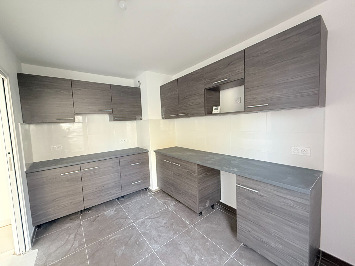 Photo Maisons  NEUVES T3 avec jardin, garage et parking image 2/6