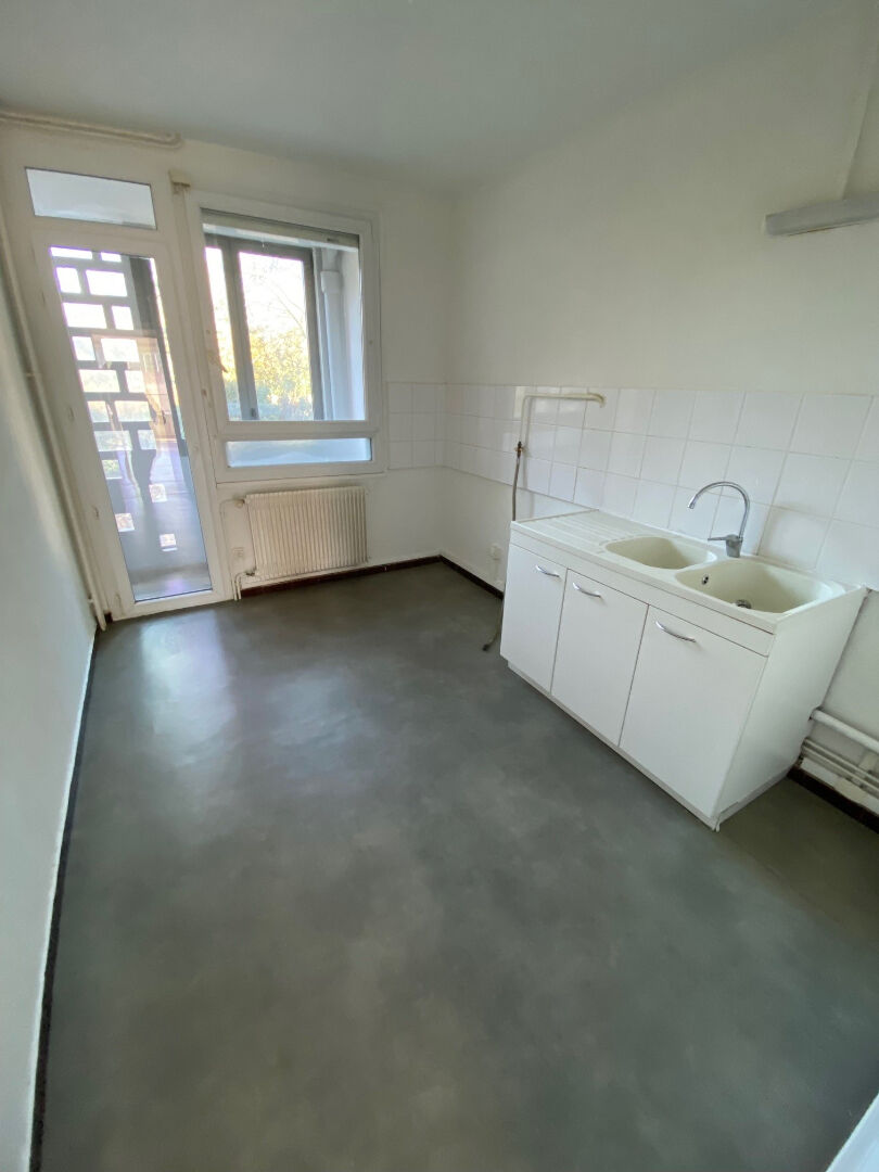 Photo Appartement T4 Caluire au RDC surélevé image 2/6