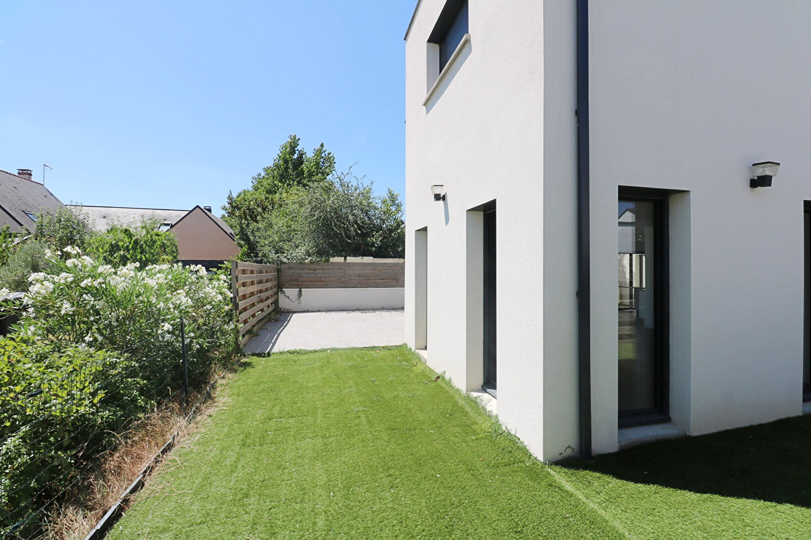 Maison Moderne T4 avec jardin et garage