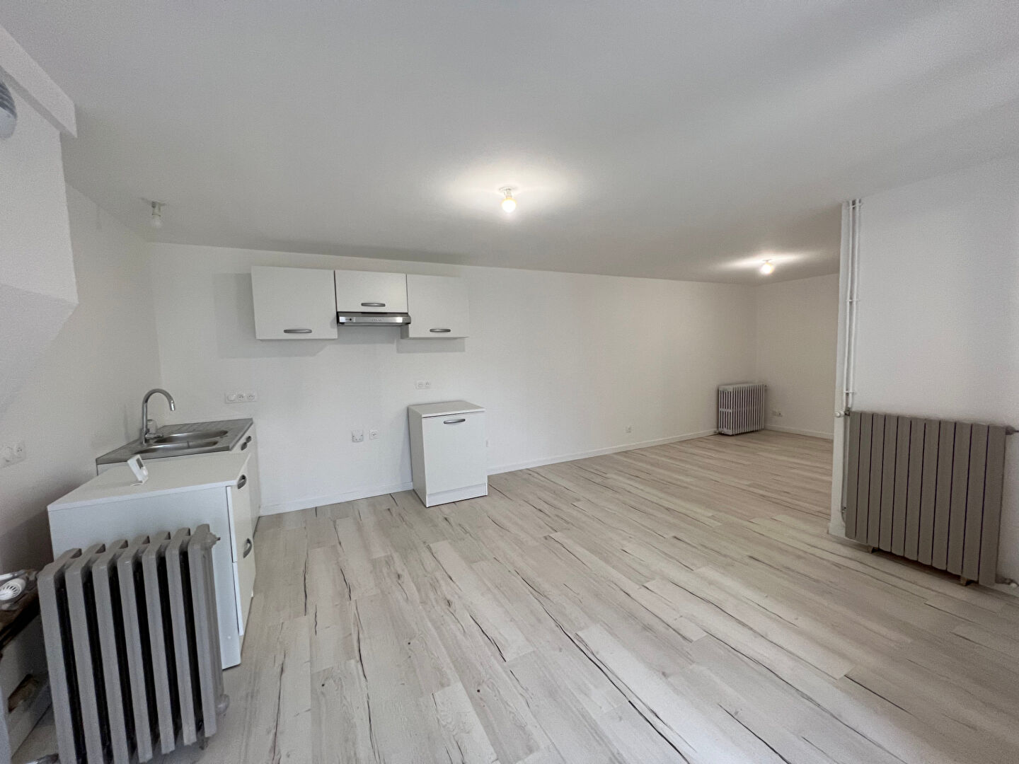 Photo MAISON DE BOURG T3 AVEC COUR ET DEPENDANCES image 3/6