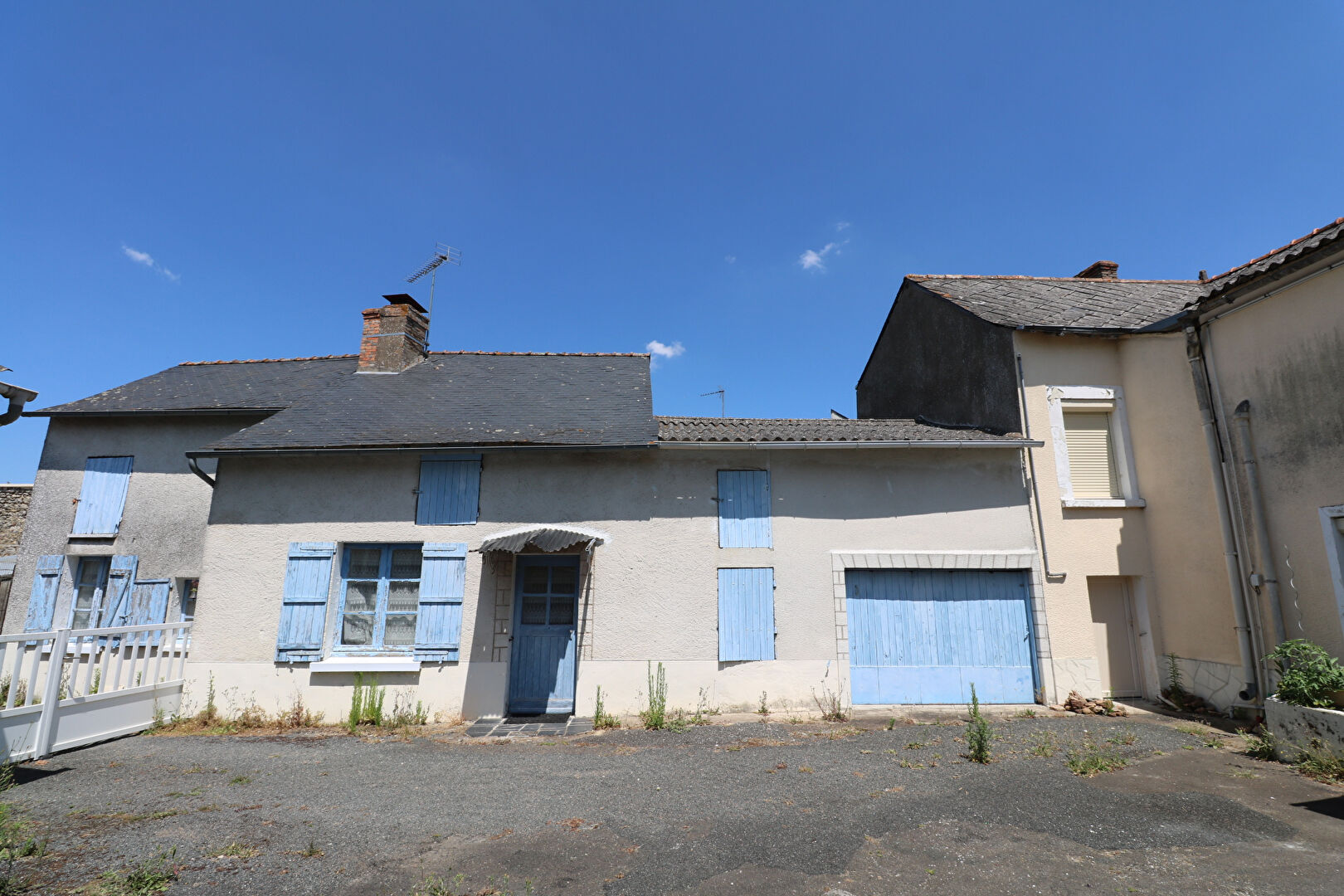 Maison entièrement à rénover