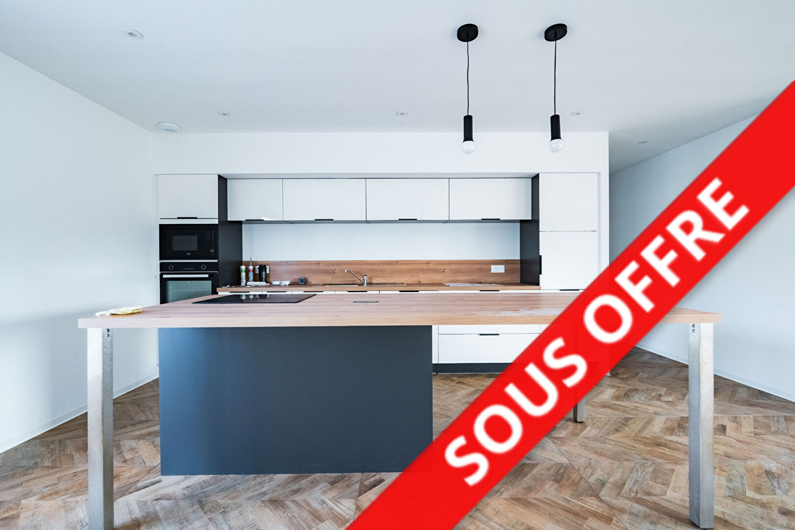 Maison T5 Moderne avec avec jardin et garage
