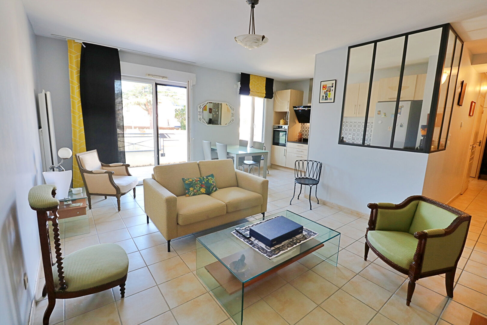 Photo Appartement  3 pièce(s) image 1/6