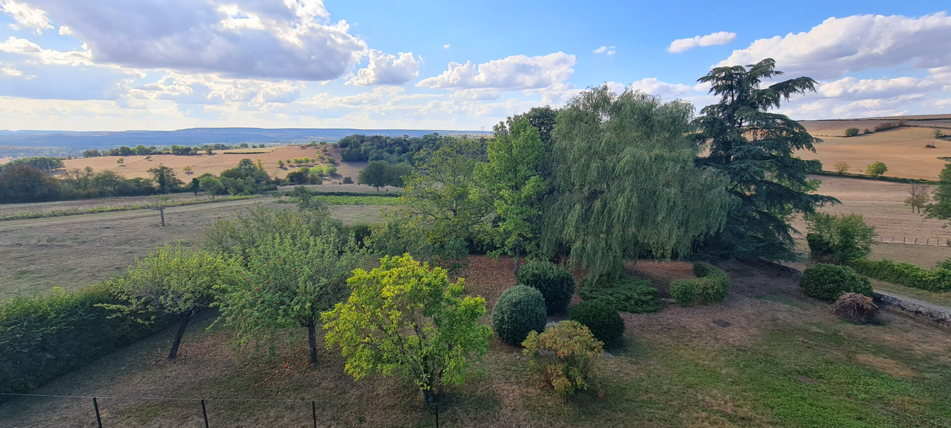 Photo Ancien presbytère avec vue dégagée, au calme image 3/6
