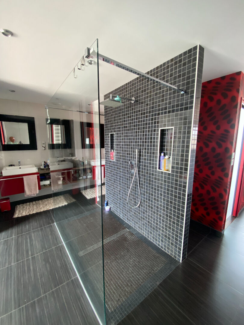 image 
LES SABLES D'OLONNE - 223 m2 + garage + grande terrasse + balcon vue mer