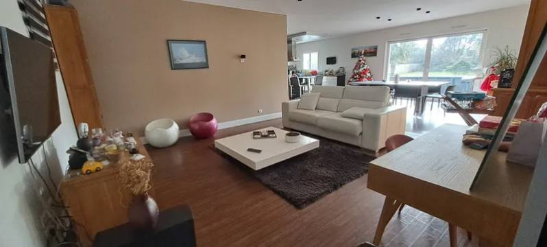 image
LES SABLES D'OLONNE -MAISON - 290 M² + APPARTEMENT