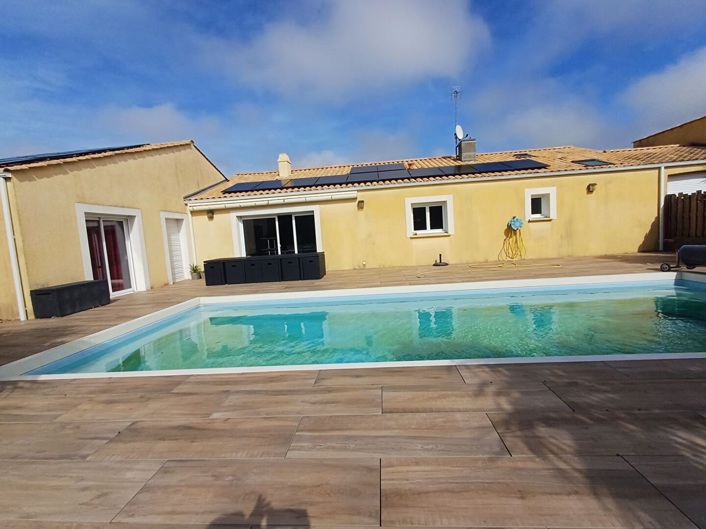 image
LES SABLES D'OLONNE -MAISON - 290 M² + APPARTEMENT