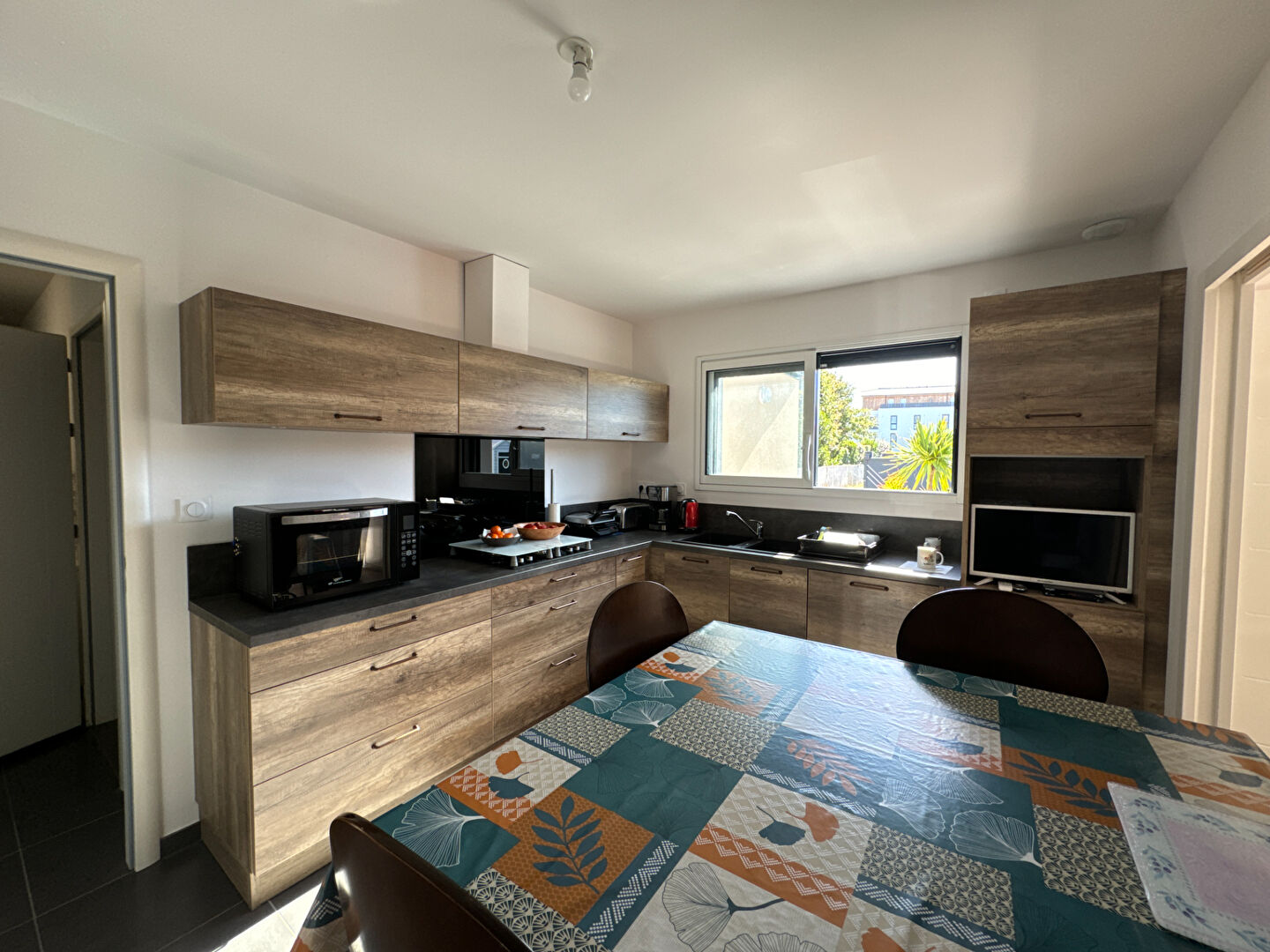 image
LES SABLES D'OLONNE - MAISON RECENTE -135 M² - 4 CHAMBRES - PISCINE