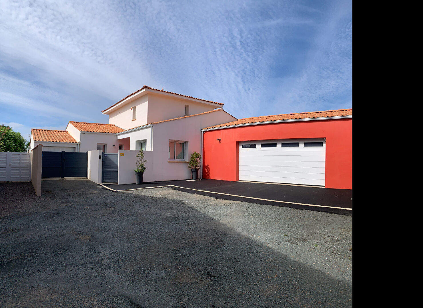 image 
LES SABLES D'OLONNE - MAISON - 197 m2