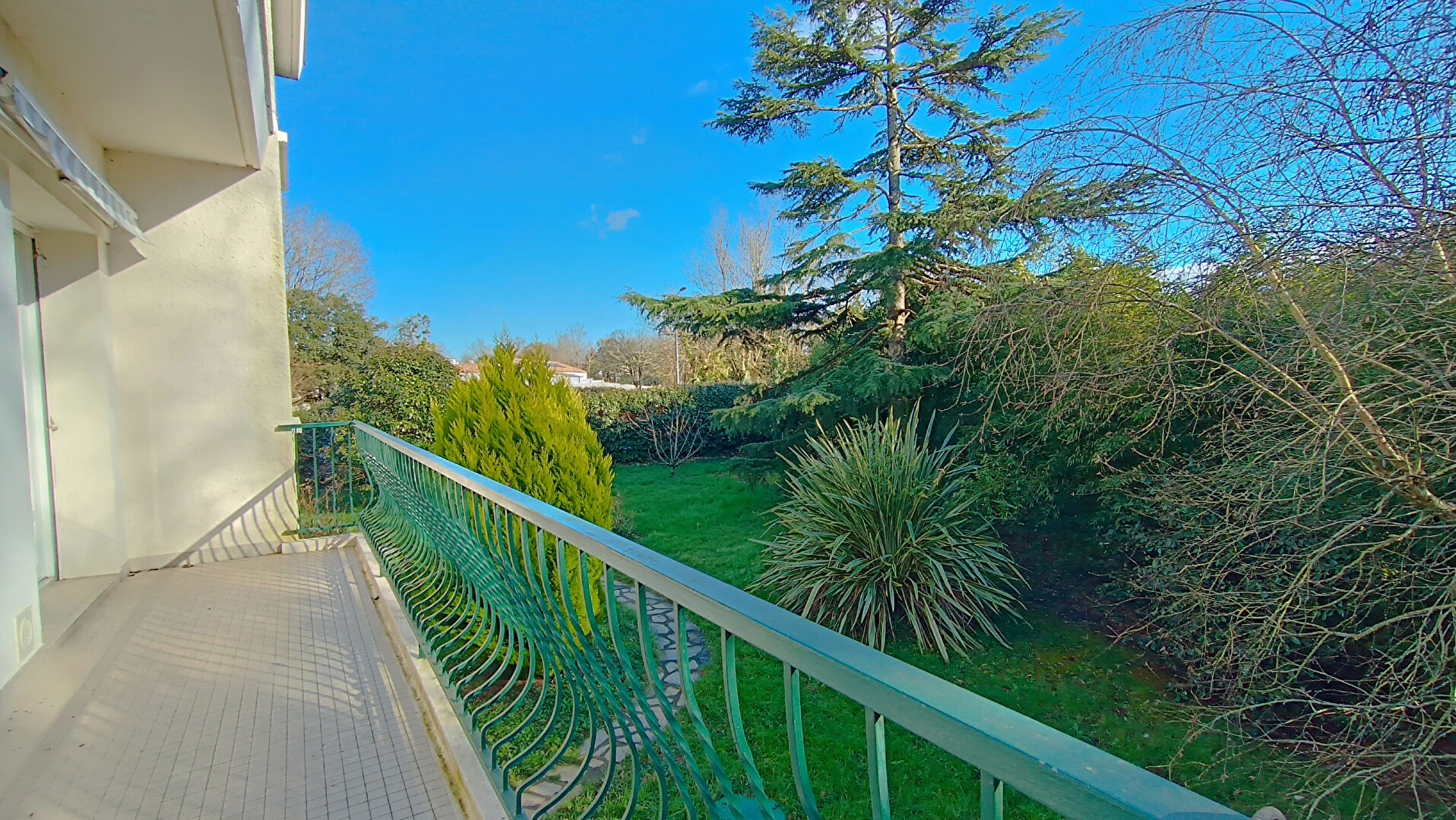 image 
L'AIGUILLON SUR VIE - MAISON 3 CHAMBRES - 146m²