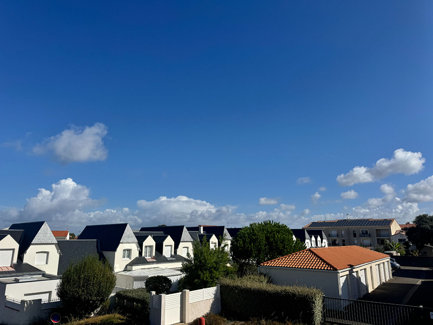 image
Superbe T2 10 mn de la plage , lumineux , balcon , 1 er et dernier étage