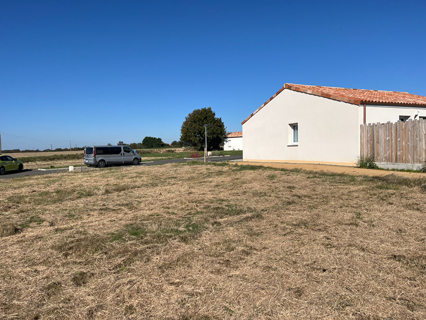 image 
Terrain - Saint Mathurin - 345 m2 - Libre de constructeur