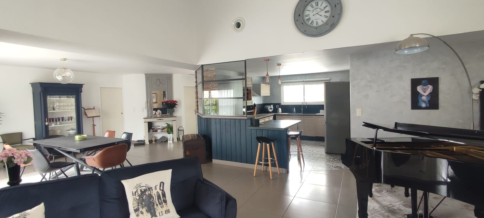 image
SAINT MATHURIN - VILLA PLAIN PIED -155 M² - 4 CHAMBRES - PISCINE