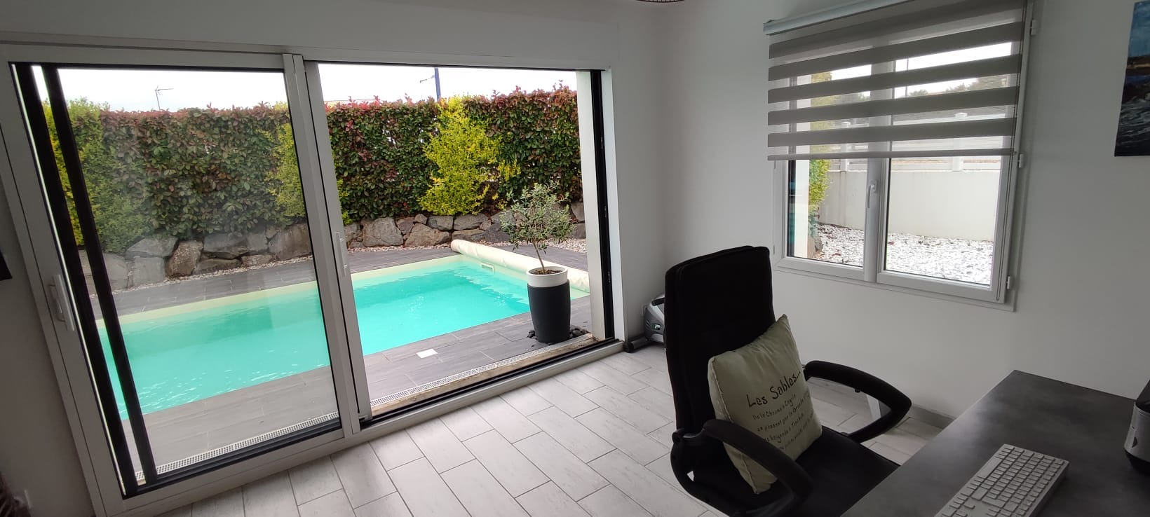 image
SAINT MATHURIN - VILLA PLAIN PIED -155 M² - 4 CHAMBRES - PISCINE